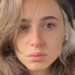 Poqssi Instagram - Sur quel pied faut il danser entre joie et peine et pourquoi ? À vos stylos !!!