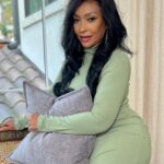Porsha Williams Guobadia Instagram - 🎉 Happy Birthday again mommy @msdianeofficial !!! You’re my world and beyond blessed to be chosen to be your lil puddin. Literally the best mom ever !! We love you more than you will ever know. ❤️❤️ My best friend, my momma My heart 💜 Thank you all for all the love for my mommy !!