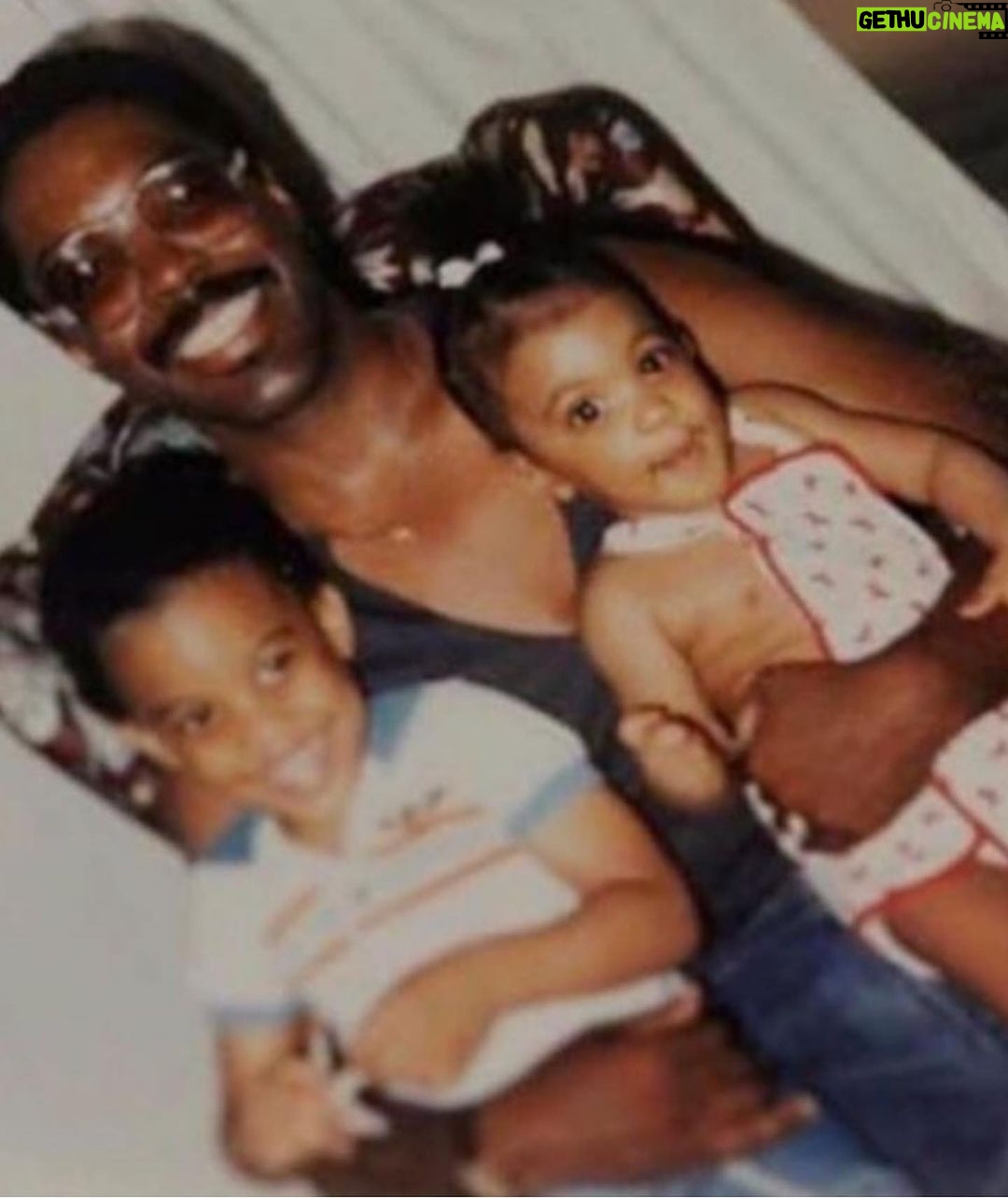 Porsha Williams Guobadia Instagram - Happy Heavenly Birthday Daddy🙏🏾❤️🕊️ I love you and I pray you give me a surprise visit in my dreams soon. Miss you always and forever! Hosea Williams II