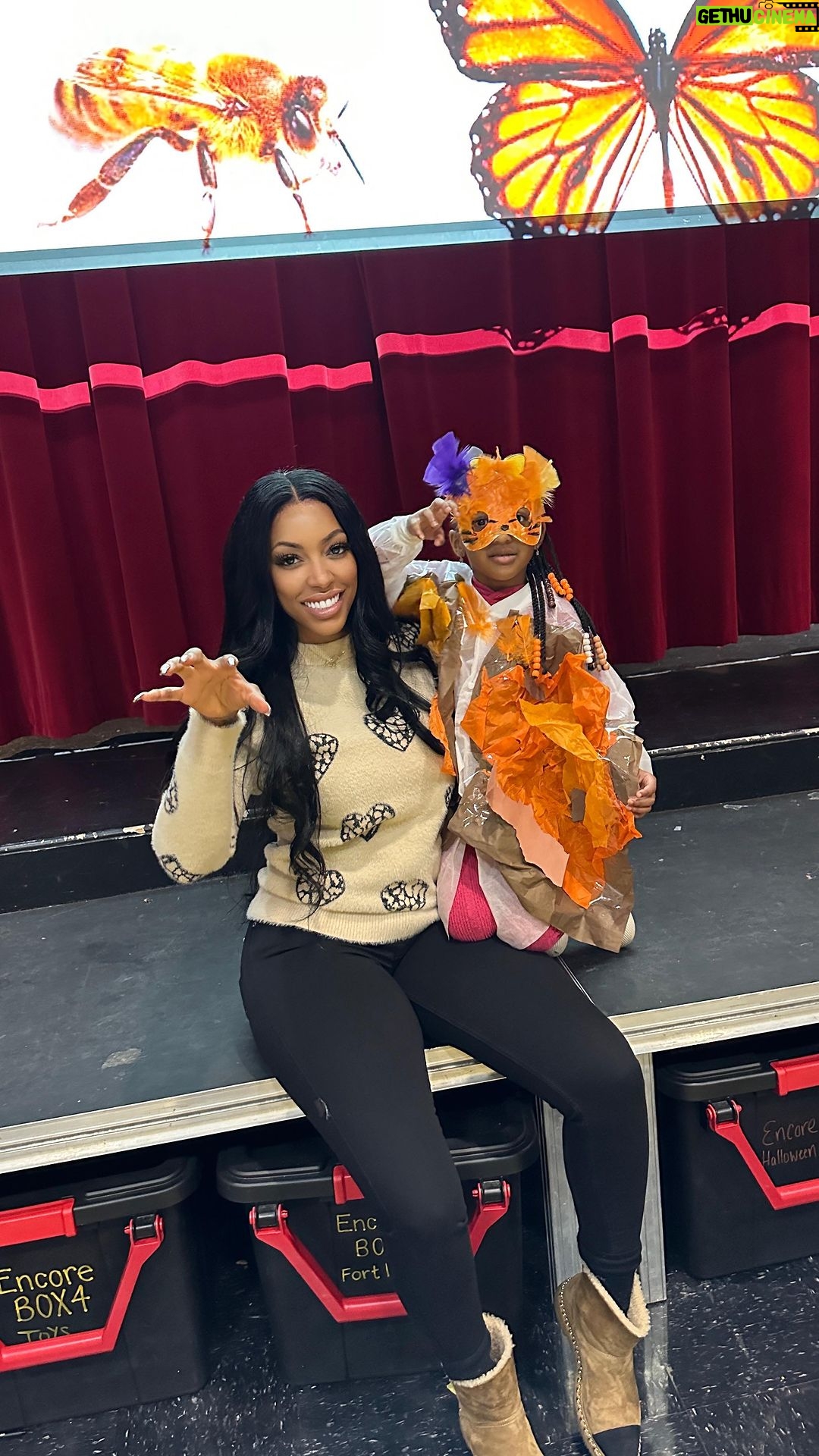 Porsha Williams Guobadia Instagram - “I am a fox , a Predator” Grrrr @pilarjhena 🦊 Parent arts & craft day . We only had 11min to create the animal of their choice. It was high stress like game show , with a count down and all lol 😬 But we three pulled it off 😅