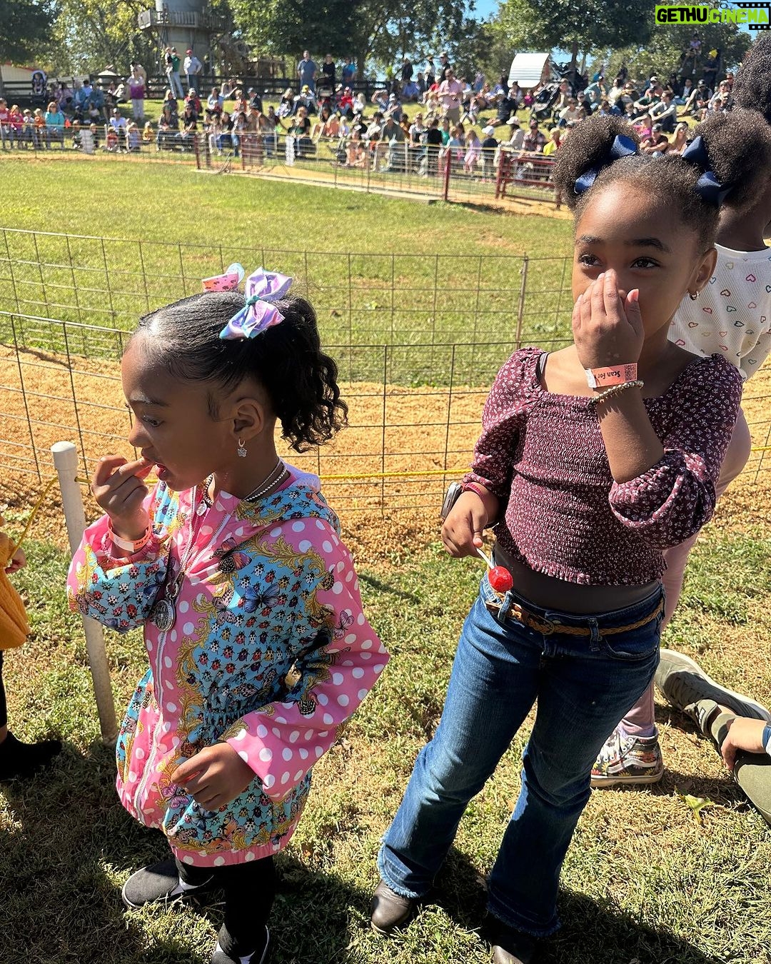 Porsha Williams Guobadia Instagram - Iām obsessed with my whittle pumpkin š š @pilarjhena Thank you @lenahuggs for adding this to our new list of traditions ā¤ļø #4YearsOld #MommiesAndBabies