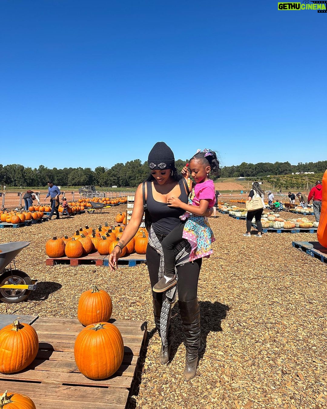 Porsha Williams Guobadia Instagram - Iām obsessed with my whittle pumpkin š š @pilarjhena Thank you @lenahuggs for adding this to our new list of traditions ā¤ļø #4YearsOld #MommiesAndBabies