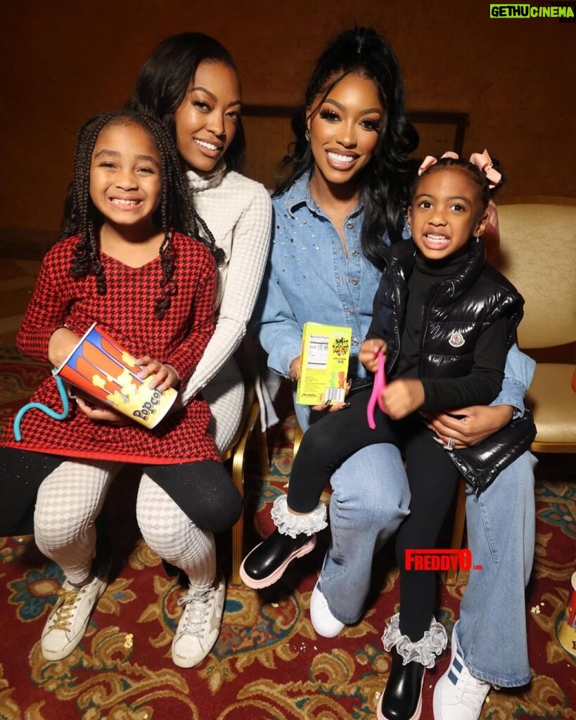 Porsha Williams Guobadia Instagram - 🎉Happy Birthday to my Favorite sister @lodwill !! Love you so much and i’m so proud oh the women you have become! Even tho you are my lil sis I look up you in so many ways! Such a wonderful mommy , loving daughter and most amazing sister !! Love you to the moon and back