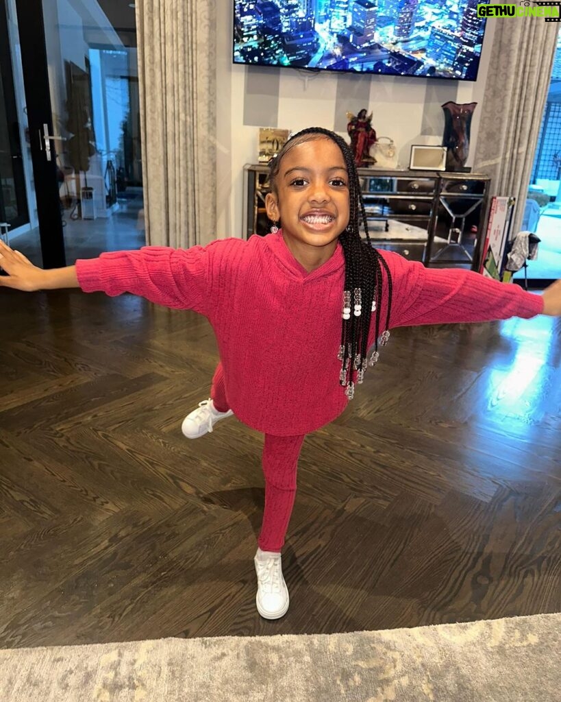 Porsha Williams Guobadia Instagram - Can y’all believe how big Pj is getting?!❤️❤️ She’ll be 5 next month 😩 Time is flying by 😅 @pilarjhena #MyTwin