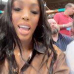 Porsha Williams Guobadia Instagram - At games but don’t play none ! 🤌🏾 Da booskie @iamminglee #GoHawks