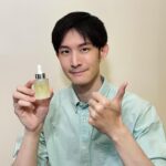 Potter King Instagram - 若一個男人做到其他男人做不到的事， 通常那人會被稱為猛男。 而通常廠商要求男網紅扮女裝時，很多人會拒絕， 但我能做到，由此我們可以得出一個結論。 我是猛男。 今天猛男我就要來介紹猛男喜愛MIT植萃保養品牌《簡單JAN DAN》 想當一個猛男，絕對需要保養好自己的膚況！ 我個人對於保養品是很挑的，因為若是用到不好的，我臉就會過敏。 以及我的膚況是混合性肌膚，因此要找到合適的保養品其實不容易。 但最近讓我愛用的這款保養品：《簡單JAN DAN》 真的是相見恨晚！ 分享給大家我日常保養流程， 一、先用胺基酸精華洗顏霜洗臉，洗完不乾澀不緊繃🥰 裡面添加天然玫瑰精油，並以玫瑰青春露為基底，所以洗臉同時也在保養～ 二、洗完臉之後在臉上使用玫瑰青春露，也就是化妝水， 有軟化角質的效果，讓後續保養吸收夠好！ 三、接著使用極淨白淡斑精華，這瓶我真的大推👍 裡面有添加新型α熊果素，白天也能安心使用～ 除了保濕足夠之外，使用一段時間後會看到成效！提亮膚色！ 用起來還有淡淡的玫瑰香氣，非常療癒❤️ 四、最後用高效賦活精萃來達到鎖水！ 這瓶是秒吸收的保養油，完全不用怕油！ 用起來也很省，一次２～３滴就夠用了😍 照這四個步驟來保養，男人乾淨有型！女人漂亮美麗！ 產品無添加化學香精及酒精，不管你是大油肌、敏弱、大人小孩、純素者， 都能安心使用唷！ 4/5前新會員下單可現折$100， 輸入波粉專屬折扣碼【POTTRT】 還能免費再獲得一片水潤面膜(價值$110)！ 手刀購買👉 https://jandan.care/ErvPs @jandancare