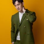 Potter King Instagram - 今天生日🎂我要來許願 祝喜歡我的觀眾朋友每天都好心情🎉 祝傷害我的都能找到獸醫治癒病情😇 祝七月壽星們生日快樂啦！ 📷：@le_she_studio 造型：@miuny_makeup_ 西裝：@cscraftsir