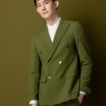 Potter King Instagram - 今天生日🎂我要來許願 祝喜歡我的觀眾朋友每天都好心情🎉 祝傷害我的都能找到獸醫治癒病情😇 祝七月壽星們生日快樂啦！ 📷：@le_she_studio 造型：@miuny_makeup_ 西裝：@cscraftsir