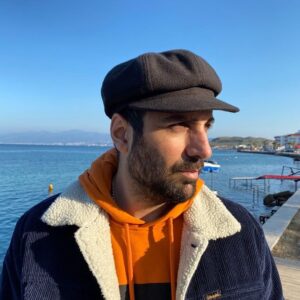 Poulad Kimiayi Instagram - If I don’t know what true love is, how will i find it?

وقتی  نمیدانم عشق واقعی چی هست، چگونه می خواهم بهش برسم؟ #پولادکیمیایی #pouladkimiai