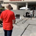 Poulad Kimiayi Instagram - این کار در بدترین روزهای کرونا فیلمبرداری شد خوشحالم کمی شما رو شاد کرد#گشت_ارشاد۳ #pouladkimiai #پولادکیمیایی koohyarkalari @saeedsoheilii