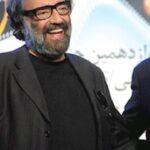 Poulad Kimiayi Instagram - با سلامهمین دوشنبه ساعت ۲۲ آرزوی دیدن شما رو داریم در سینما فرهنگ #سینما_فرهنگ #لامینور #داریوش_مهرجویی