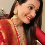Prachee Shah Instagram - It’s the most wonderful time of the year ❤️❤️❤️ . . #merrychristmas #december #favouritemonth #red #christmas #pracheeshahpaandya #selfies