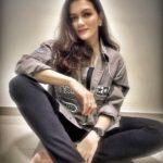 Prachee Shah Instagram - … The way you speak to yourself matters the most …❤️ . . #conversation #mood #pracheeshahpaandya