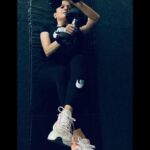 Prachee Shah Instagram - … Empathy and Power. ReDefine the Woman in you 🌟 . . #redefine #goals #womanpower #workonyourself #picoftheday #pracheeshahpaandya 📷~ @vitthaldesh @anthonyjadhavfitness 💪🏻