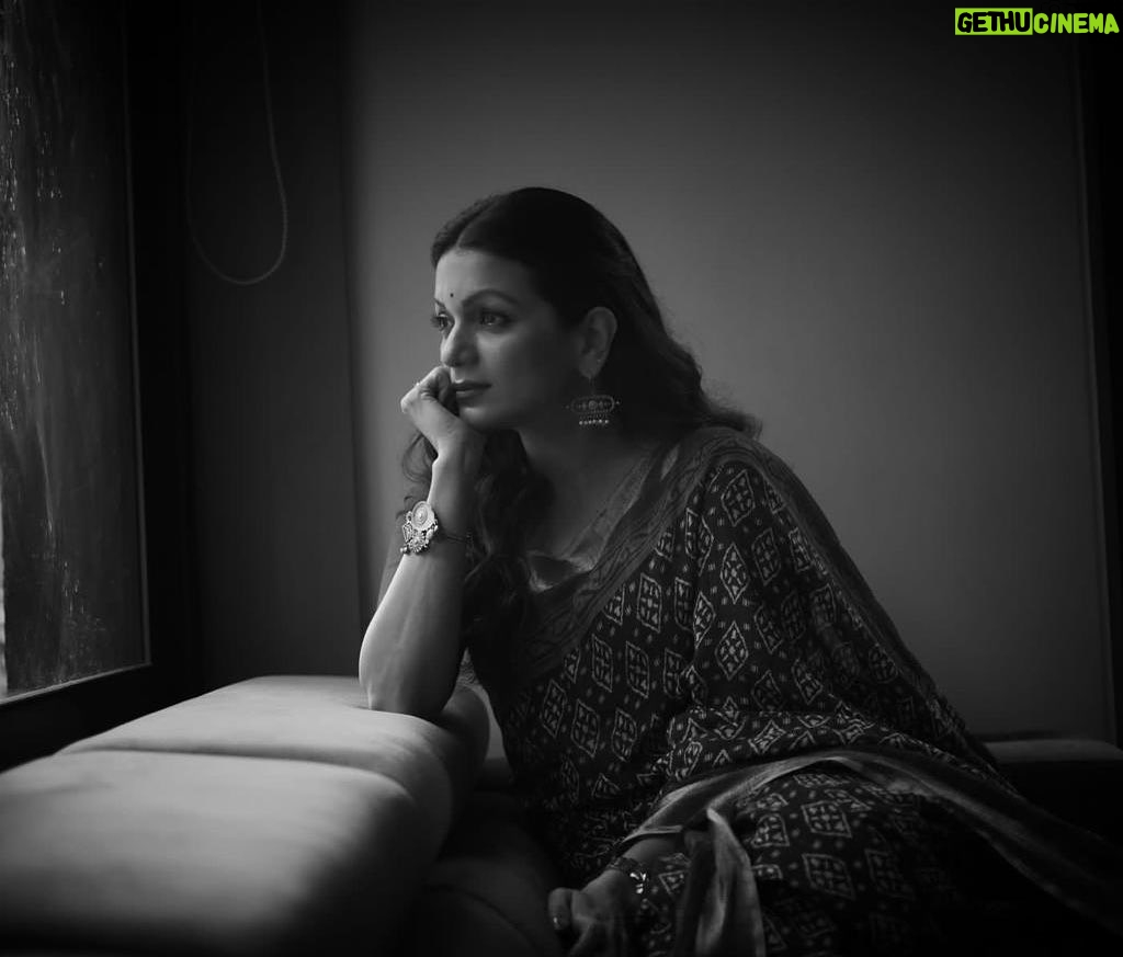 Prachee Shah Instagram - … नीयत-ए-शौक़ भर न जाए कहीं …❣️ . . #mood #pracheeshahpaandya 📷~ @rangrezaa_