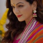Prachee Shah Instagram - Goodness is all in the work that you do. Blessed to have had a working Navratri shooting for my new film 😇 May all of you find happiness in whatever it is that you do. Always ❤️ Happy Dussehra 😇 . . Make up ~ @kiran.parmar.921 Hair ~ @_hair.by.freya_ 📷~ @parthpujara_ . #ahmedabad #shootdiaries #newfilm #actor #kathakdancer #pracheeshahpaandya #happydussehra Ahmedabad, India