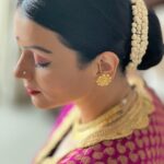 Prachee Shah Instagram - शृंगार ❤️ . . Pre performance reds ☺️ #blessed #kathakdancer #actor #pracheeshahpaandya
