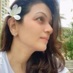 Prachee Shah Instagram - Somewhere between my yesterdays and tomorrows … 💛🤍💛