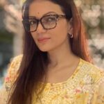 Prachee Shah Instagram – …
There’s a marked difference in the two …

किसी का होना 
& 
किसी का हो जाना …💛❤️💛
.
Love like that …🎶
.
#love #coffee #yellow #just #like #that #simply #me #pracheeshahpaandya