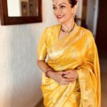 Prachee Shah Instagram - Let the colours of tradition brighten up your life 💛❤️💛 . . #sareelove #happiness #traditional #me #pracheeshahpaandya
