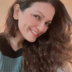 Prachee Shah Instagram – “In today’s rush, we all think too much — seek too much — want too much — and forget about the joy of just being.” 
.
Just be …😊💛
.
#just #be #eckharttollequotes #mood #simply #me #pracheeshahpaandya