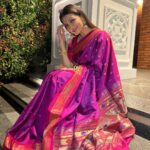Prachee Shah Instagram - … इश्क़ 💕 . . #mood #favourite #ghazal #love #sareelove #paithani #saree #happy #me #pracheeshahpaandya