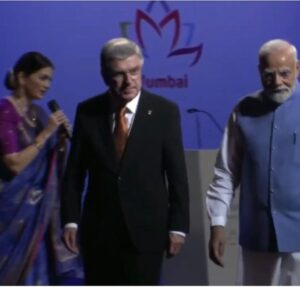 Prachee Shah Instagram - Humbled to have had this opportunity to be the 
Master of ceremonies at this Historic event ! Thank you Nita Ambani ji for this honour 🙏
Our honourable Prime Minister Shri Narendra Modi ji 🙏 and the IOC President Mr Thomas Bach at the opening ceremony of the 
141st International Olympic committee session at the 
Nita Mukesh Ambani cultural centre in Mumbai . This event has been held in India after a gap of 40 years ! Grandness personified at the magnificent Grand Theatre ~NMACC . Kudos to the entire team ! 

जय हिंद 🇮🇳
.
@narendramodi @nmacc.india #IOC #iocsession #nmaccindia #olympics #narendramodi #nitaambani  #pracheeshahpaandya #india #jaihind