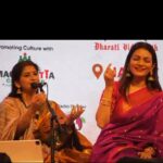 Prachee Shah Instagram - For all those who wanted a closer look 😊( in ref to my previous post ) it’s just pure love for a classically pure song by the supremely talented @kaushiki_sings @rahuldeshpandeofficial #impromptu #kathak #expression #dance #music #onstage #nashik #classicallypure #blessed #kathakdancer #actor #pracheeshahpaandya