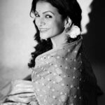Prachee Shah Instagram - … बन के तितली दिल उड़ा उड़ा उड़ा है कहीं दूर….❣️ . . #manifest #dreams #pracheeshahpaandya