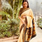 Prachee Shah Instagram - मोहब्बत ❣️ . . #momssaree #paithani #eventready #sareelove #pracheeshahpaandya