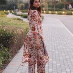 Prajakta Koli Instagram - 🌏💜 …. 📷- @roverdiaries_ Outfit by @baisegaba Dubai, UAE