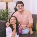 Prajakta Koli Instagram – Stole his heart again by recreating the small unforgettable moments, that make our #TheStoryOfUs 🥰
Celebrate your love this Valentine’s Day with @cadburydairymilksilk 
Simply scan a Silk Pack, share your love moments, and Zoya will craft your love story in a film, powered by AI. 
The perfect gift for your special someone!🫰🏻💌

#CadburySilk #TheStoryOfUs #ValentinesDay #Love #SmallGestures #ValentinesGift 

#Ad