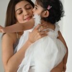 Pranitha Subhash Instagram - 🎵