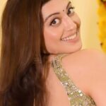 Pranitha Subhash Instagram - Want bright, spotless and glowing skin this festive season? Garnier’s got you covered!/ Or I got you covered, boo 🌻 Follow the foolproof method of #CleanseTreatSeal using Garnier’s Bright Complete Range that incorporates the goodness of Vitamin C in your skincare regime and watch your skin shine brighter than the festive lights! 💚💛 #AD #GarnierIndia #CleanseTreatSeal #Facewash #UVCream #VitaminC #VitaminCSerum #SkincareRoutine #BrighterSkin