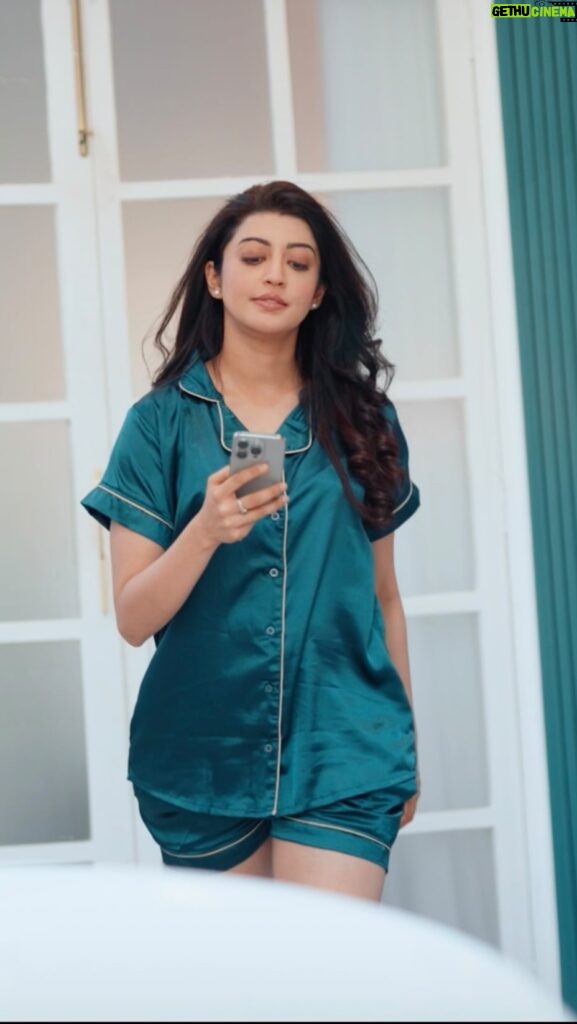 Pranitha Subhash Instagram - Get ready for the cricket season! 🏏 Don’t just watch – play and win amazing prizes! 🏆 How? It’s easy! Visit JSK1.com, sign up for free, and earn while playing. 🎮 Register now 📝, play thrilling games 🕹, and stand a chance to win up to millions 💰 in the exclusive cricket season. Deposit and get a multiple bonus!💰 Register via the link 🌐 or reach us on WhatsApp: WhatsApp: https://wa.me/+918751008900 Don’t miss out. Experience the cricket season like never before with JSK1.com! 🤑 #jsk1 #ambassador #PranithaSubash #win #celebration #enjoy #fun #joinus #games #play