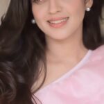 Pranitha Subhash Instagram - V-day vibe ❤️