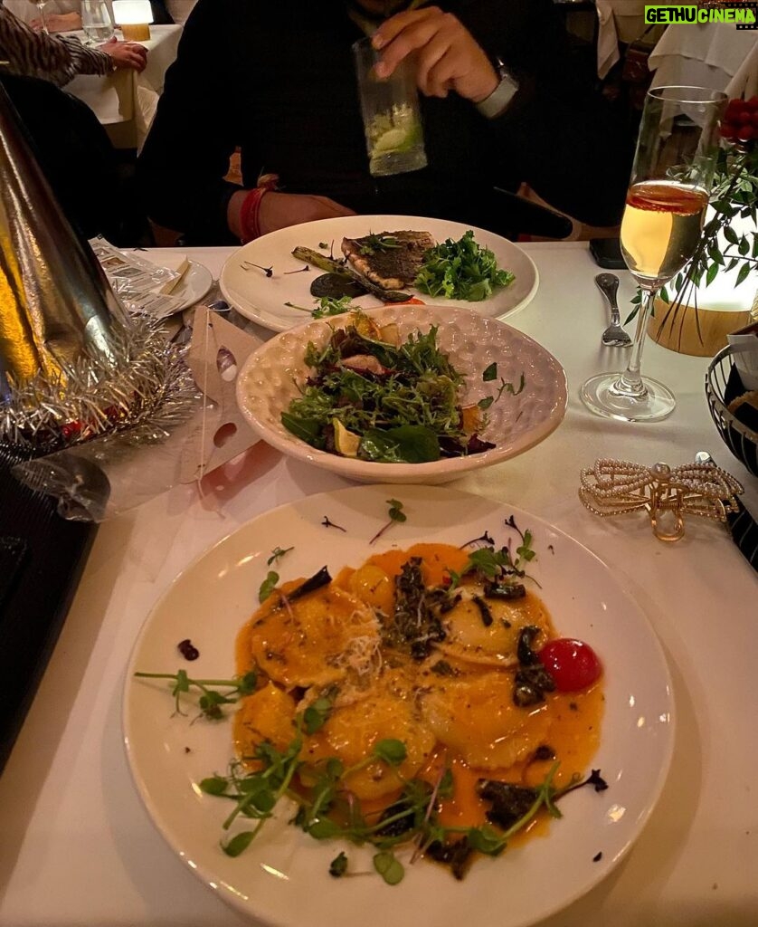 Pranitha Subhash Instagram - Food coma in Istanbul .. swipe swipe ❤