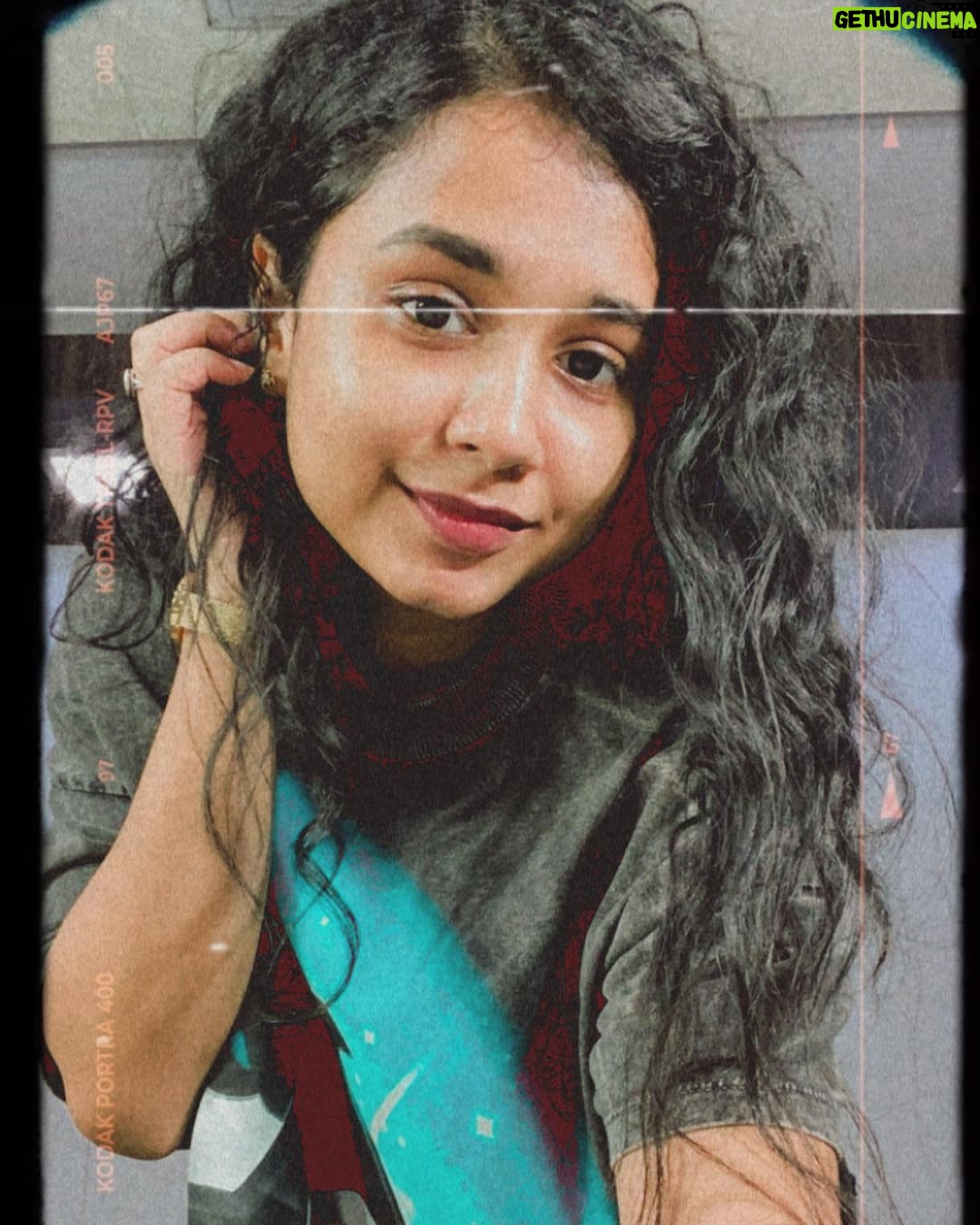 Prathana Nathan Instagram - Sending you some 💋!!