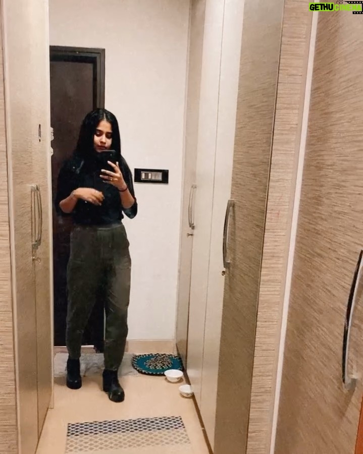 Prathana Nathan Instagram - Thank you for not blocking me after the amount of stories I posted this week 😅🙏🏻❤️
