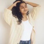 Prathana Nathan Instagram - 🍯💛 . @vasanthmaniphotography