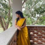 Prathana Nathan Instagram - 🍋 22.2.22 . . My quick wardrobe stylist @shakthi_pradeep ✨ P.c @withlovesubathini 💫 Miththam