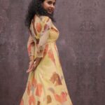 Prathana Nathan Instagram – #lovetoday for @ssmusicofficial 
Wearing ~ @label_afeera ✨
Styled by @shakthi_pradeep ✨
@aadilsharieff ✨
#pradeepranganathan