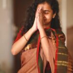 Prathana Nathan Instagram - Saree : @miyaazh 🌺 Miyaazh Hair: @vyshalisundaram_hairstylist Pc: @k.b_aravind #miyaazh #karaikudi #kanchicotton #cotton #saree #sareelove #sarees #sareelovers #silksaree #cotton #silksarees #onlineshopping #handloomsarees #fashion #sareefashion #sareeblouse #handloom #cottonsarees #karaikudi #chettinadcotton #sareecollection #sareedraping #handloomsaree #sareeonline #sareelover #sareestyle