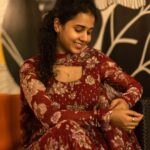 Prathana Nathan Instagram - Wearing @label_afeera Styling @shakthi_pradeep 📸 @ks_photographyofficial 101 Restobar