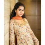 Prathana Nathan Instagram - Inframe : @prathananathan Click : @lokesh_royal.offl Pro : @onlynikil . . #lovetoday #fame #dubbing #artist #potrait #modeling #candid #pose #photography #cinema #massive #hit #trending #debutante #femaleartist #lokeshphotography❤️