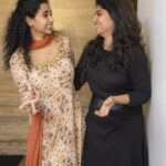 Prathana Nathan Instagram - Inframe : @raveena1166 @prathananathan Click : @lokesh_royal.offl Pro : @onlynikil . . #lovetoday #fame #dubbing #artist #potrait #modeling #candid #pose #photography #cinema #massive #hit #trending #debutante #femaleartist #lokeshphotography❤️