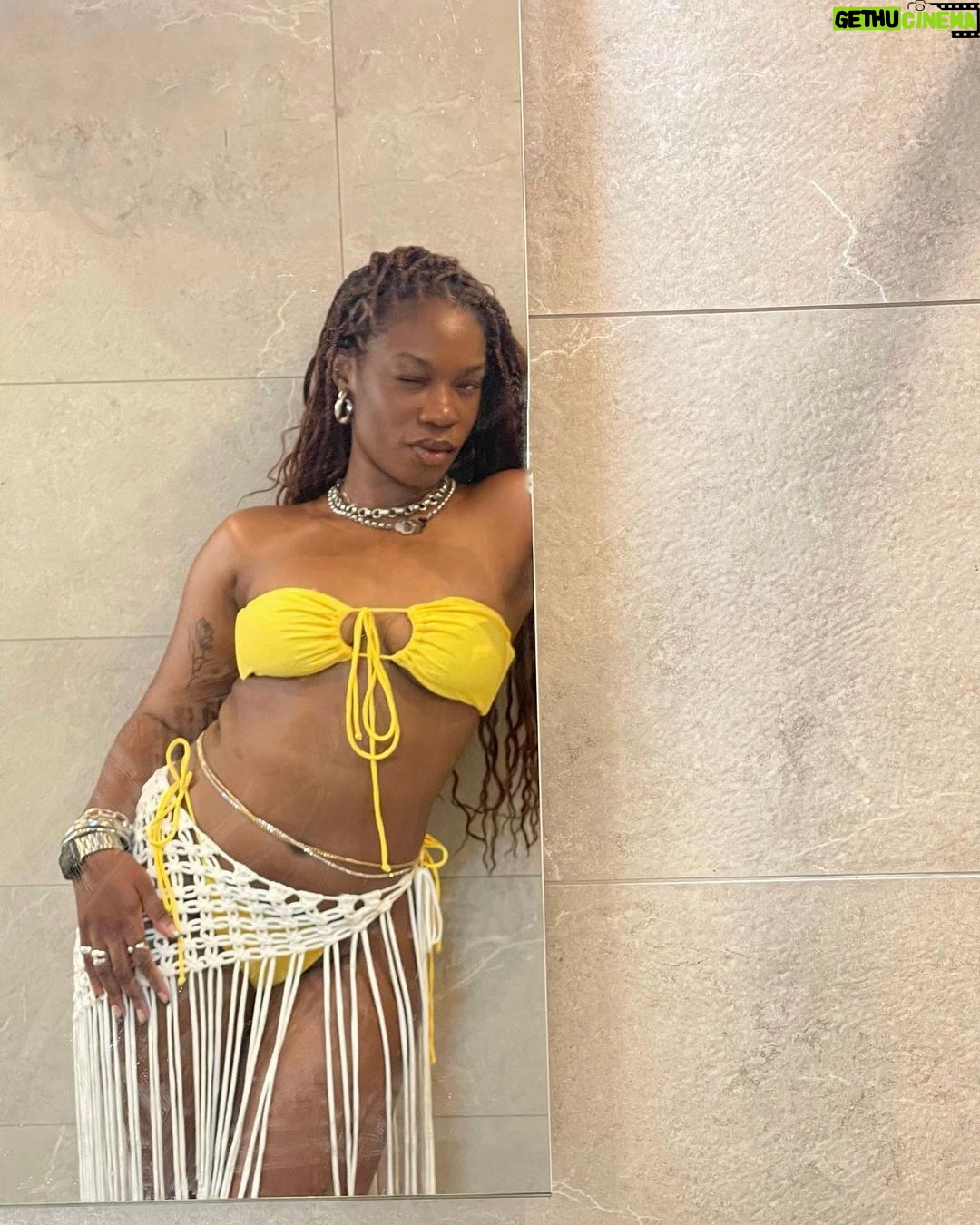 Precious Mustapha Instagram - actin bad in malta 🇲🇹>>>>> Malta
