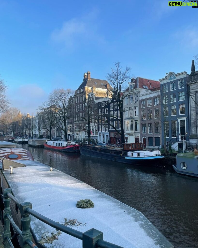 Precious Mustapha Instagram - 🔋 𝓢𝓮𝓿𝓮𝓷𝓽𝔂 𝓽𝔀𝓸 𝓱𝓻𝓼 𝓲𝓷 𝓓𝓪𝓶 🔋 Amsterdam, Netherlands