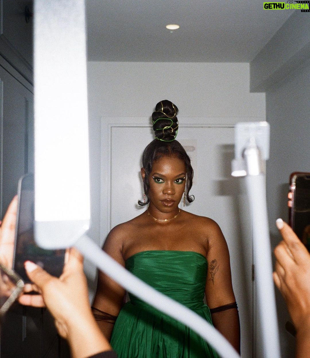 Precious Mustapha Instagram - 🐉✨#GUAPGALA ✨🐉