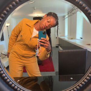 Precious Mustapha Instagram - 🪷 s2 streaming now!!! 🪷
@fatenetflix @netflixuk